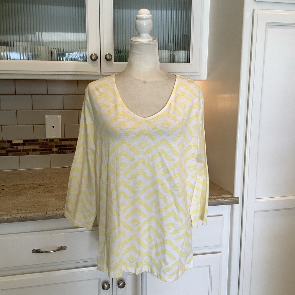 Chico's Yellow Geometric Women's Blouse Size 3 XL Like New Condition